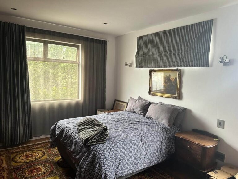 Haltani Bedroom Before